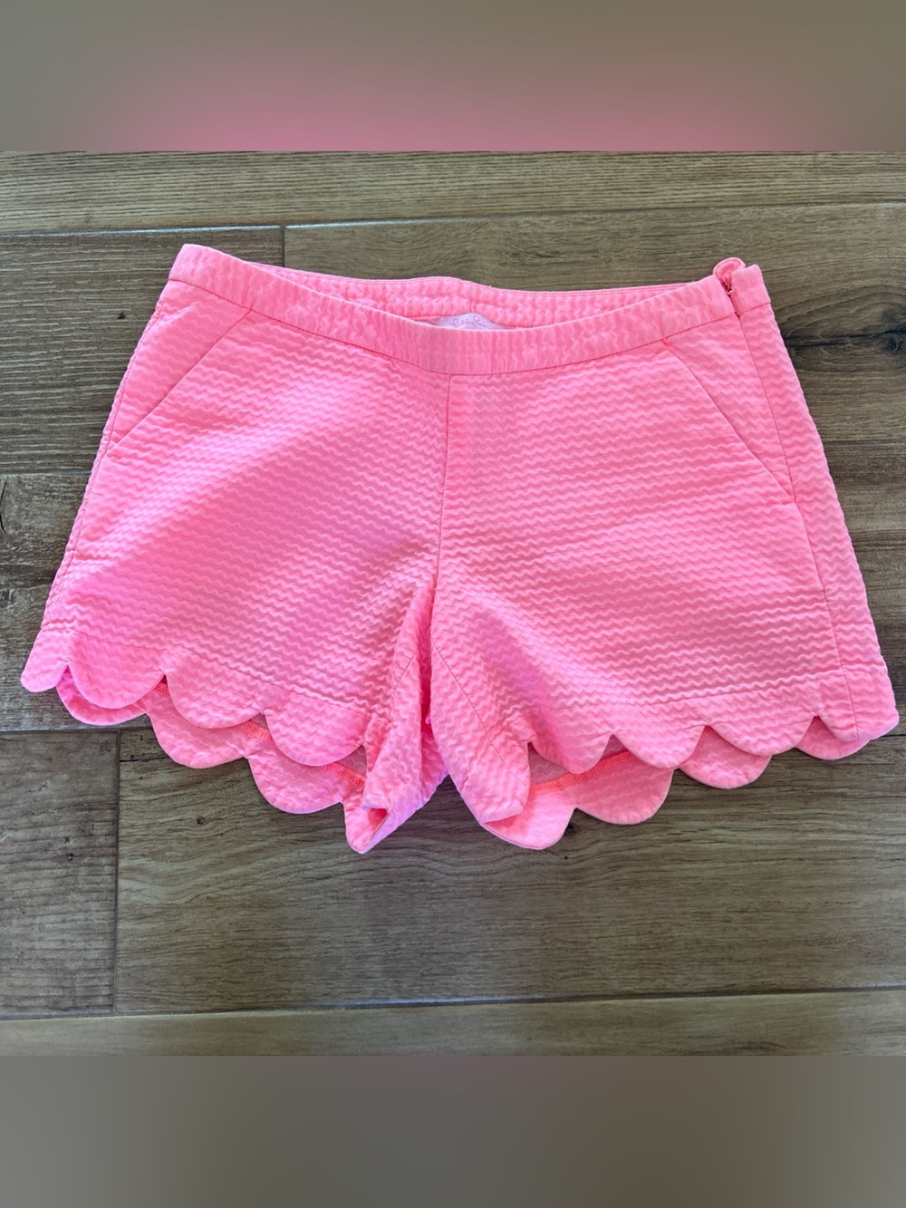 Lilly Pulitzer Scalloped Hem Coral Pink Shorts
